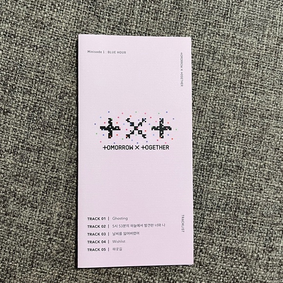 TXT MINISODE1 : BLUE HOUR ALBUM - Picture 9 of 12